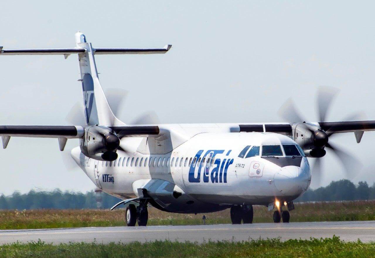 Прямой самолет. АТР 72 ЮТЭЙР. АТР-72 самолет ЮТЭЙР. АТР 72, UT 137. UTAIR Сочи Волгоград самолет.